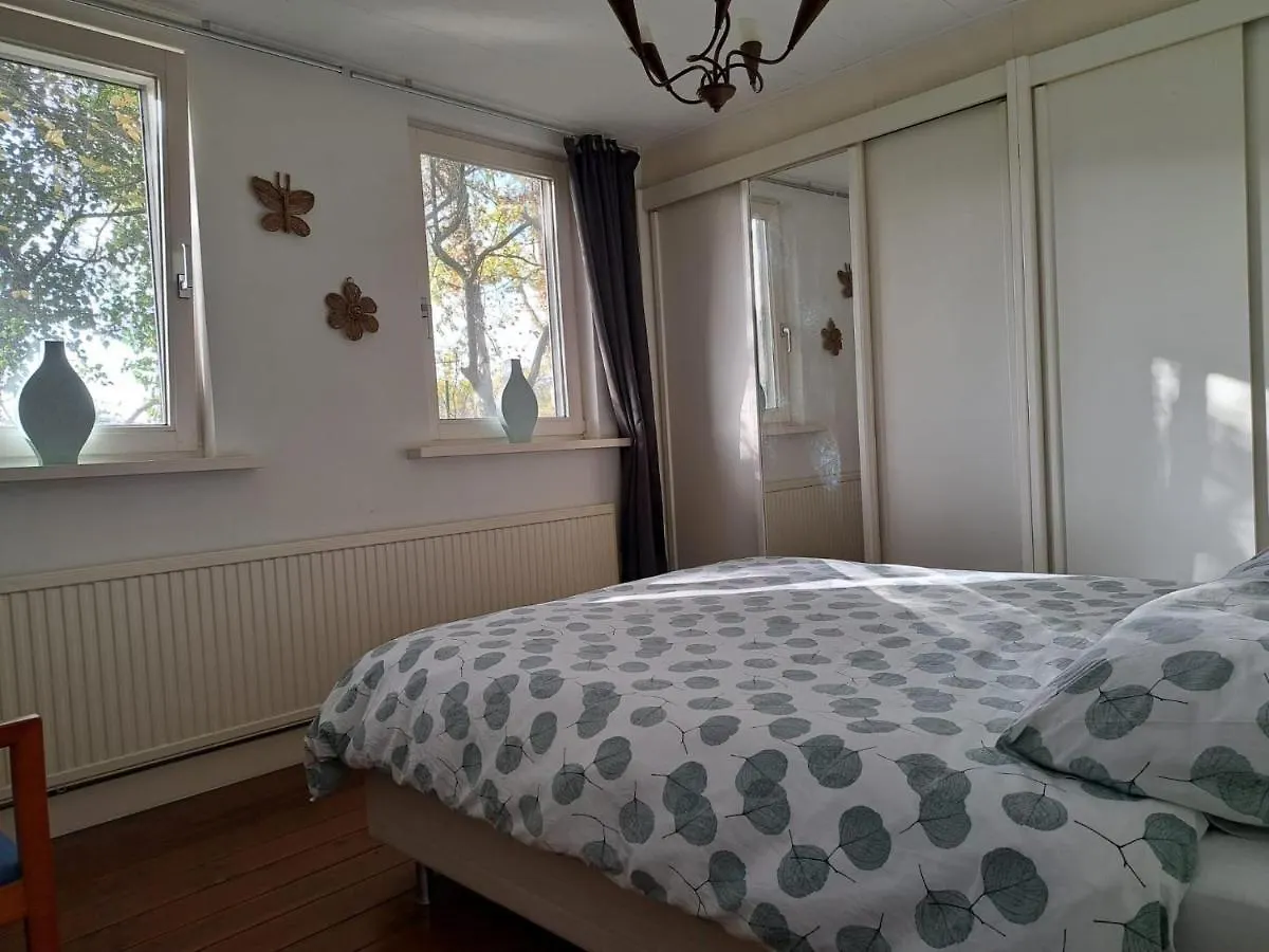 Lovely House Located In A Private Natural Area Vessem